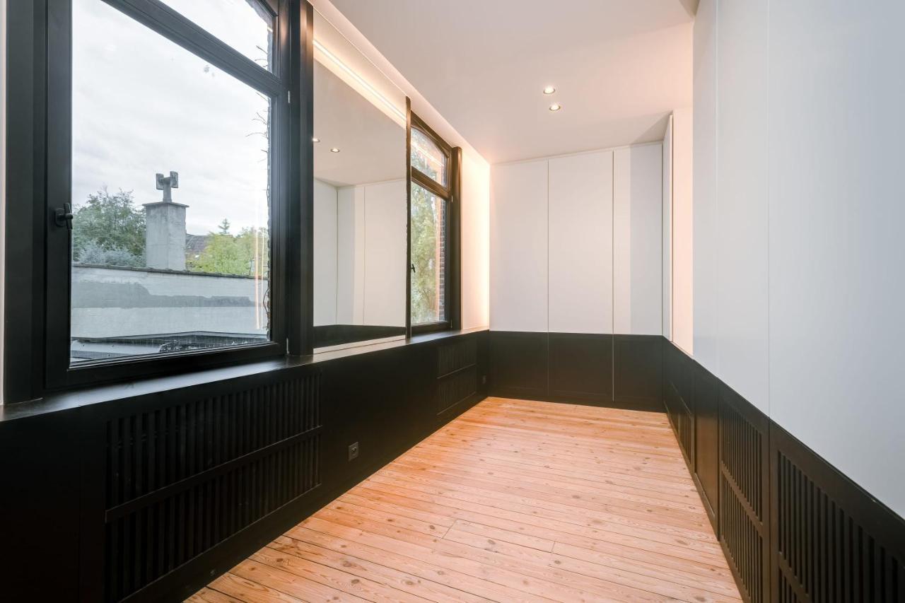Beautiful Luxurious Mansion With Several Terraces Kortrijk Eksteriør bilde